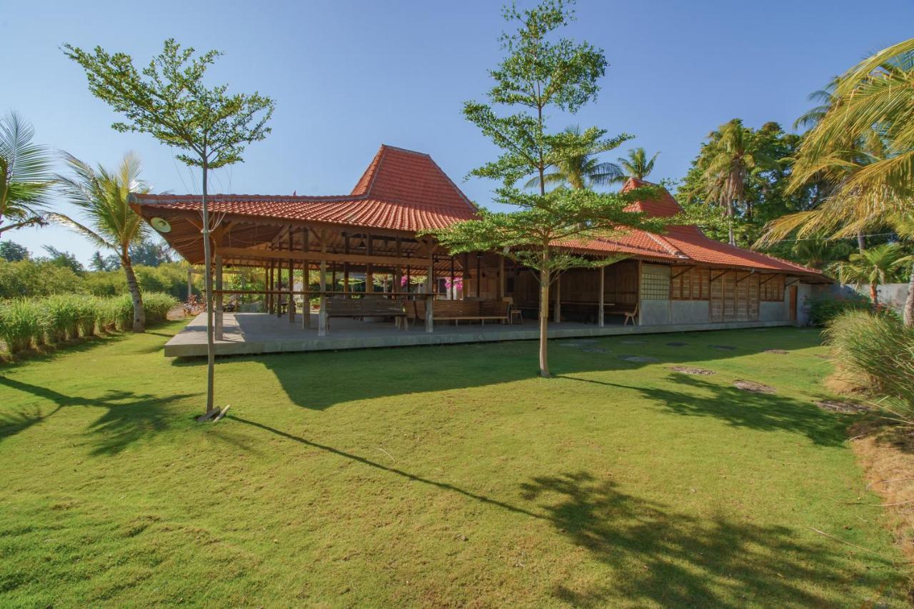 Mangroove Bay Boutique Hostel บันยูเวดัง ภายนอก รูปภาพ