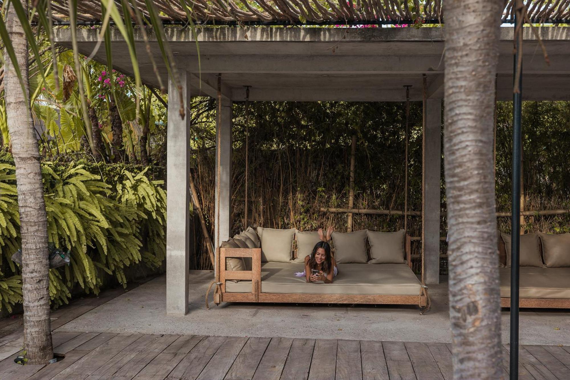Mangroove Bay Boutique Hostel บันยูเวดัง ภายนอก รูปภาพ