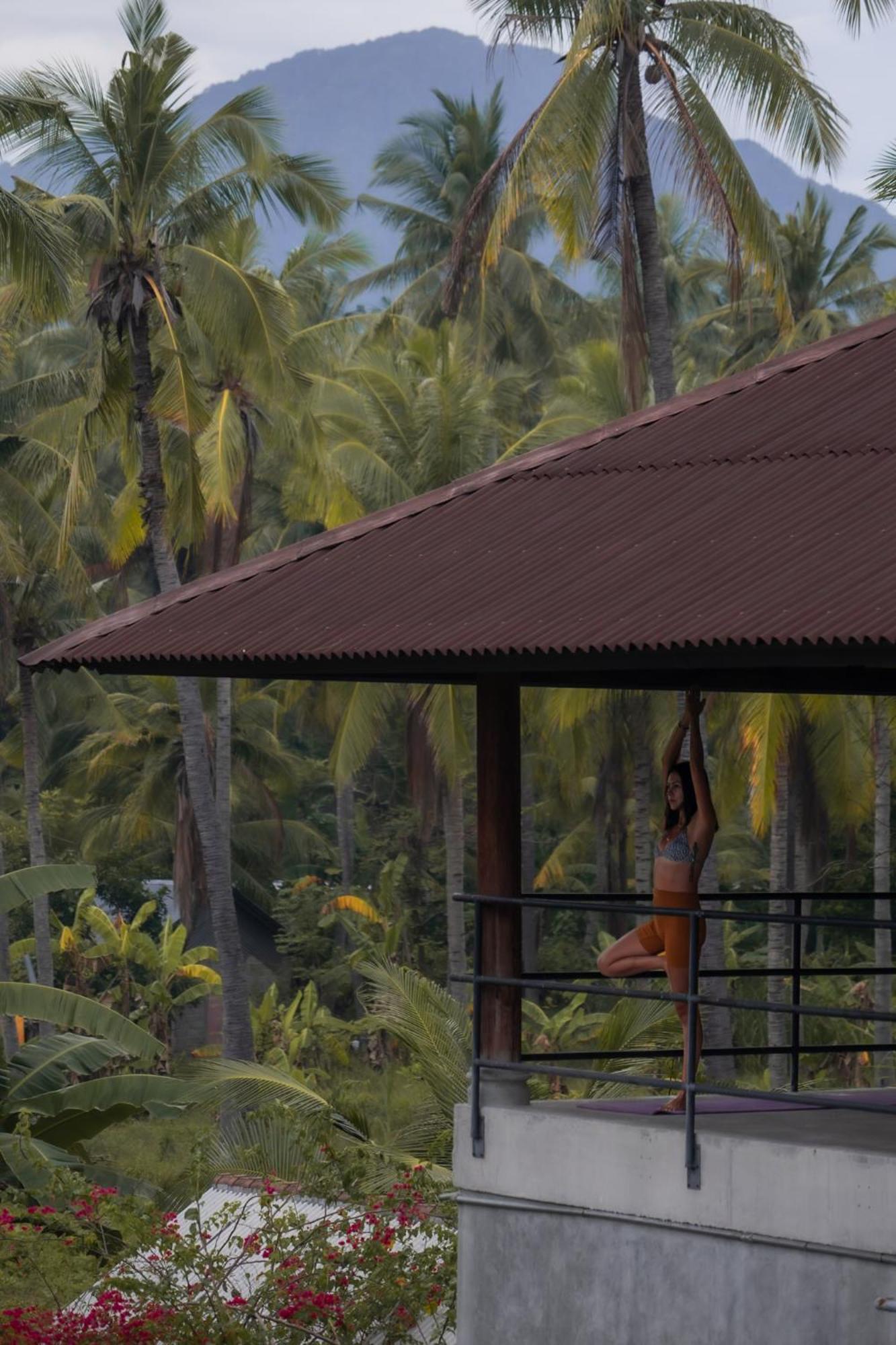 Mangroove Bay Boutique Hostel บันยูเวดัง ภายนอก รูปภาพ