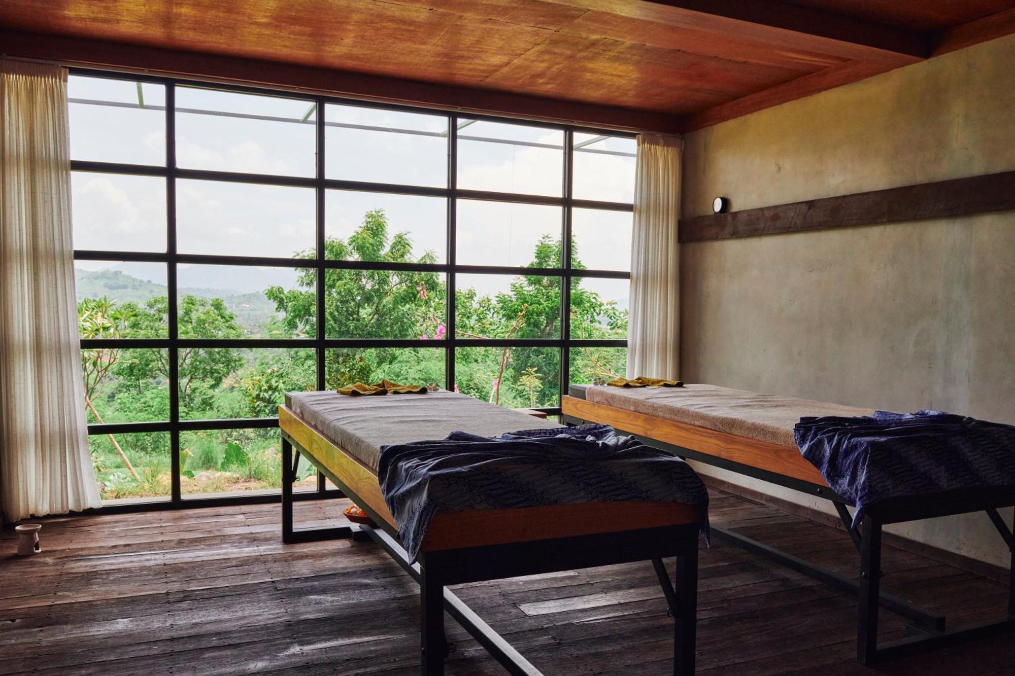 Mangroove Bay Boutique Hostel บันยูเวดัง ภายนอก รูปภาพ