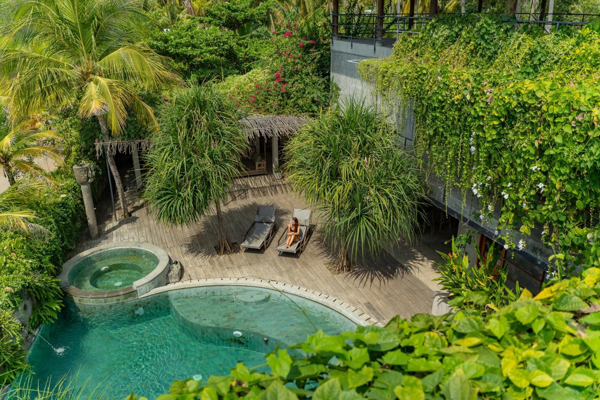 Mangroove Bay Boutique Hostel บันยูเวดัง ภายนอก รูปภาพ